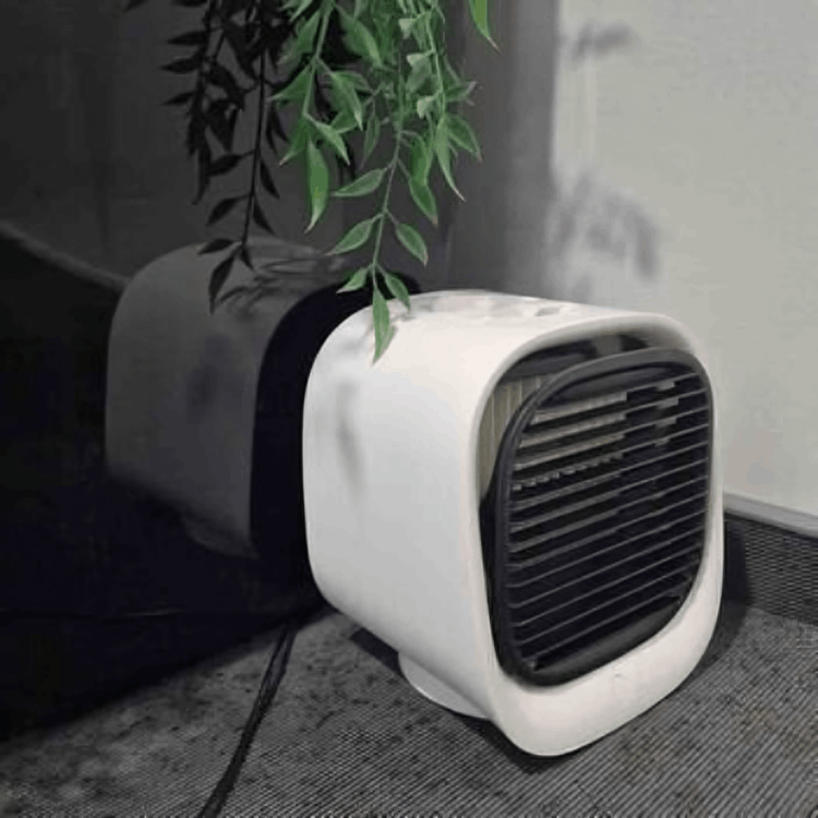 AiraBreeze Portable Cooler customer~~Sandra K. – Florida, USA